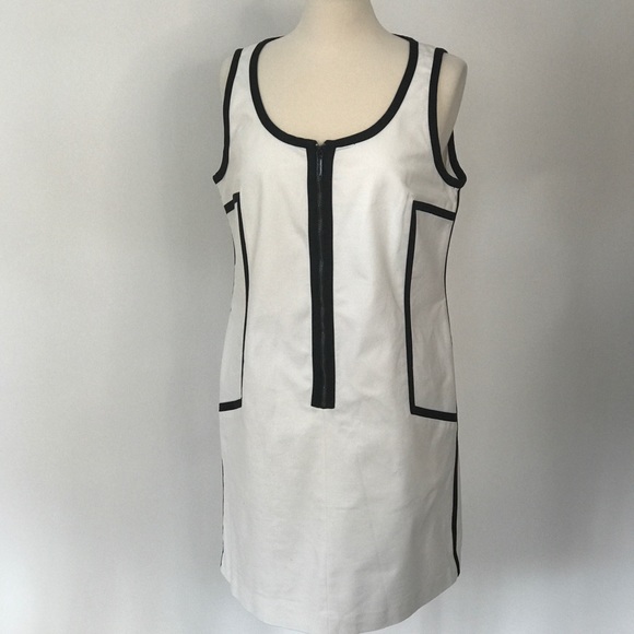 Michael Kors Dresses & Skirts - Michael kors white sheath dress with black trim